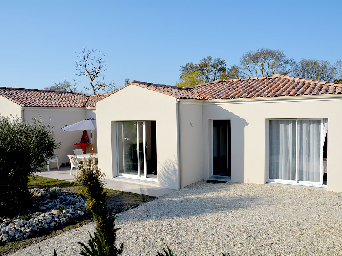 Agir Bâtiment constructeur de maisons individuelles La Palmyre Les Mathes Royan Presqu'île d'Arvert Charente maritime
