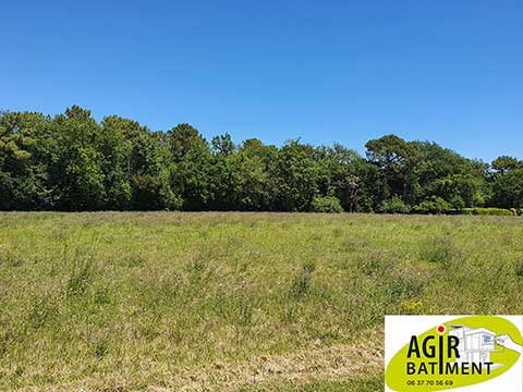 Terrain à bâtir de 428m², beau terrain carré | LES MATHES Charente Maritime